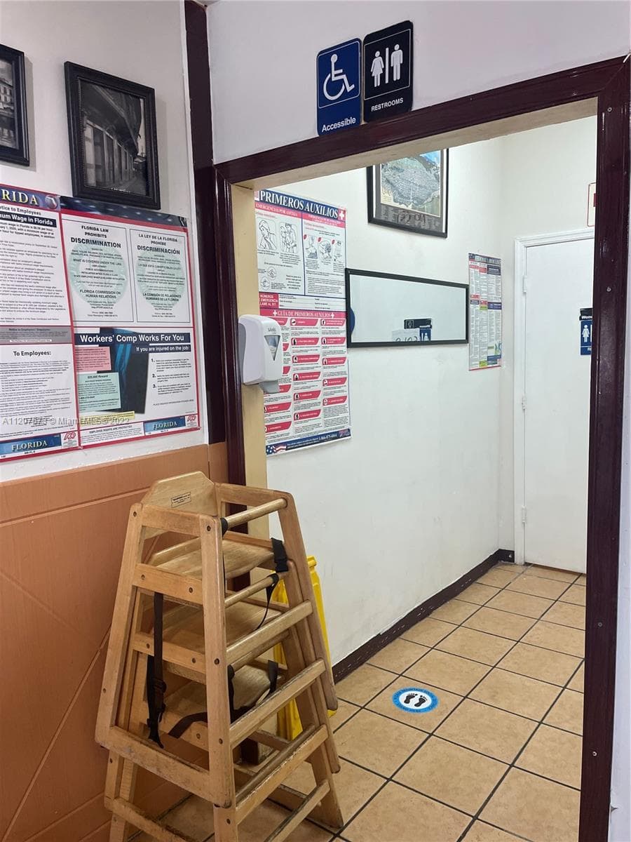 8726 NW 26th St, Doral FL 33172 — 2