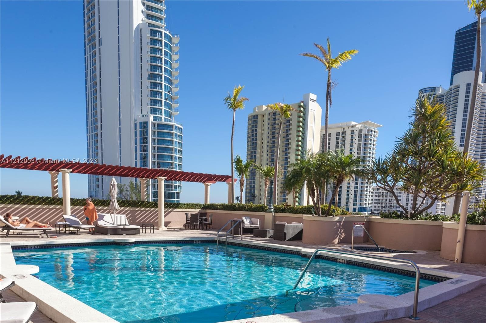 17555 Atlantic Blvd # 806, Sunny Isles Beach FL 33160 — 38