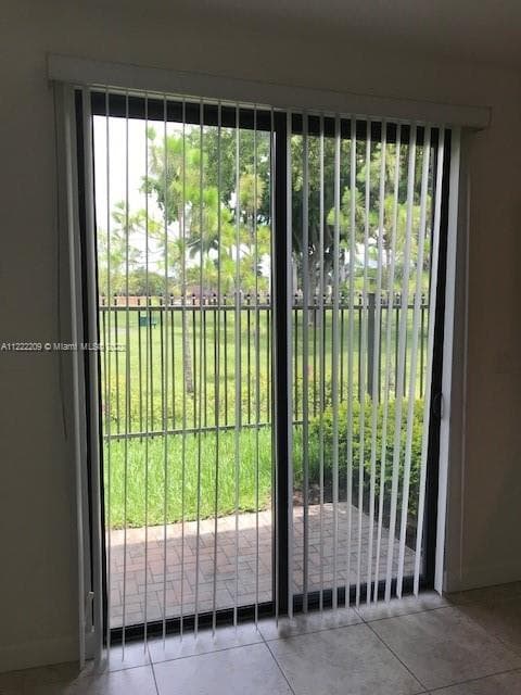 317 NE 194th Ln # 317, Miami FL 33179 — 4