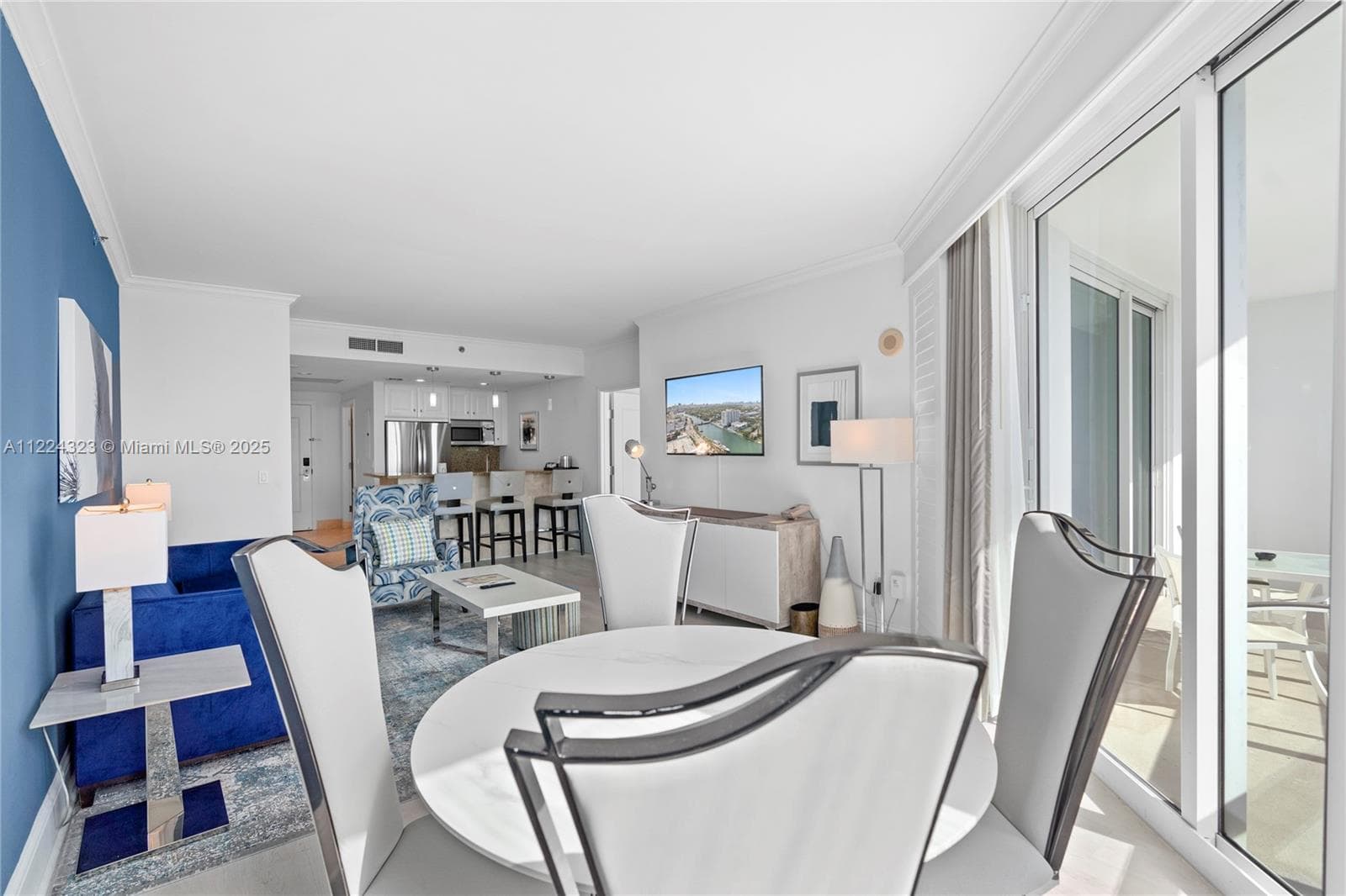 4401 COLLINS AV, Miami Beach FL 33140 — 16
