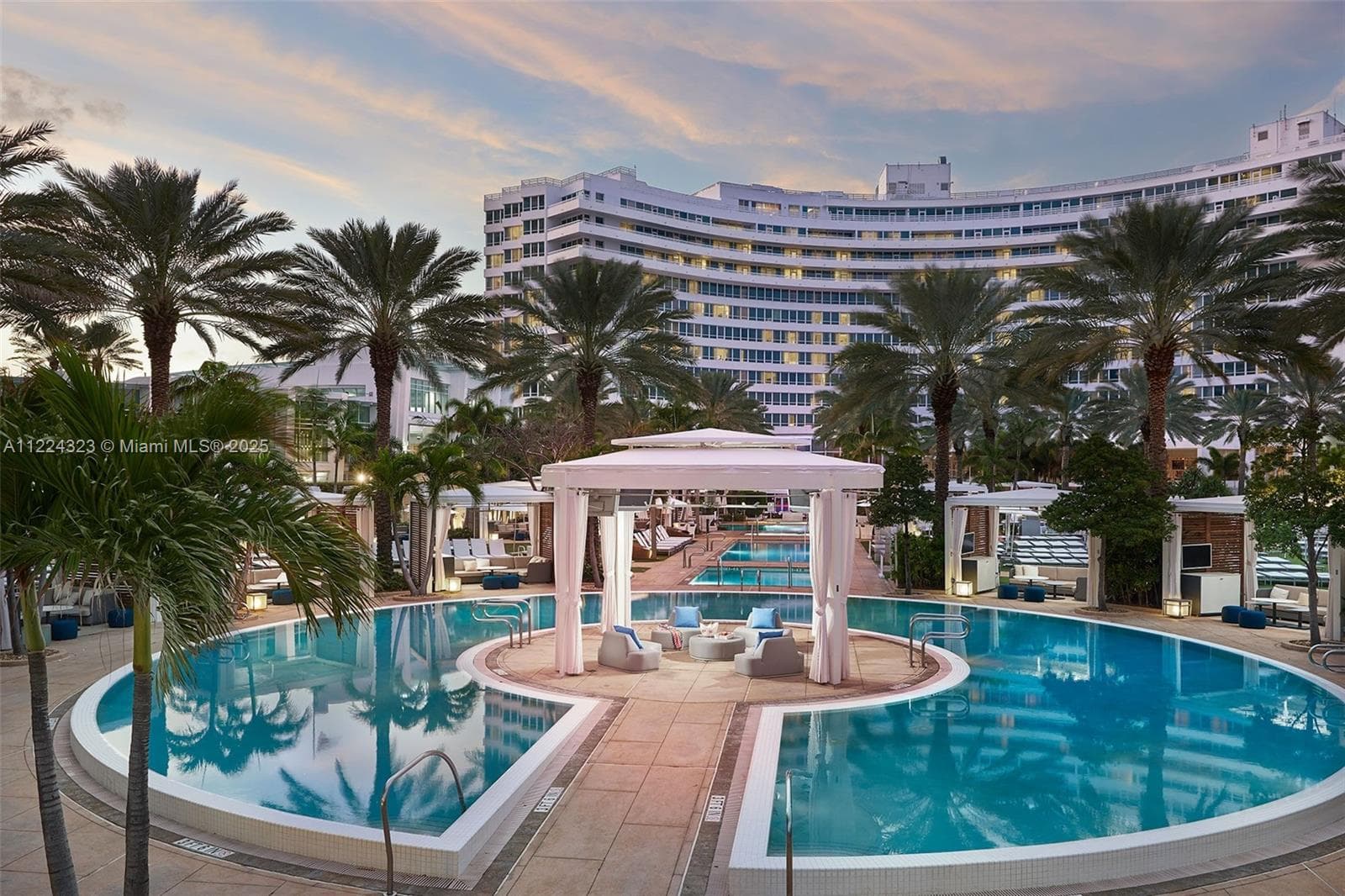 4401 COLLINS AV, Miami Beach FL 33140 — 57