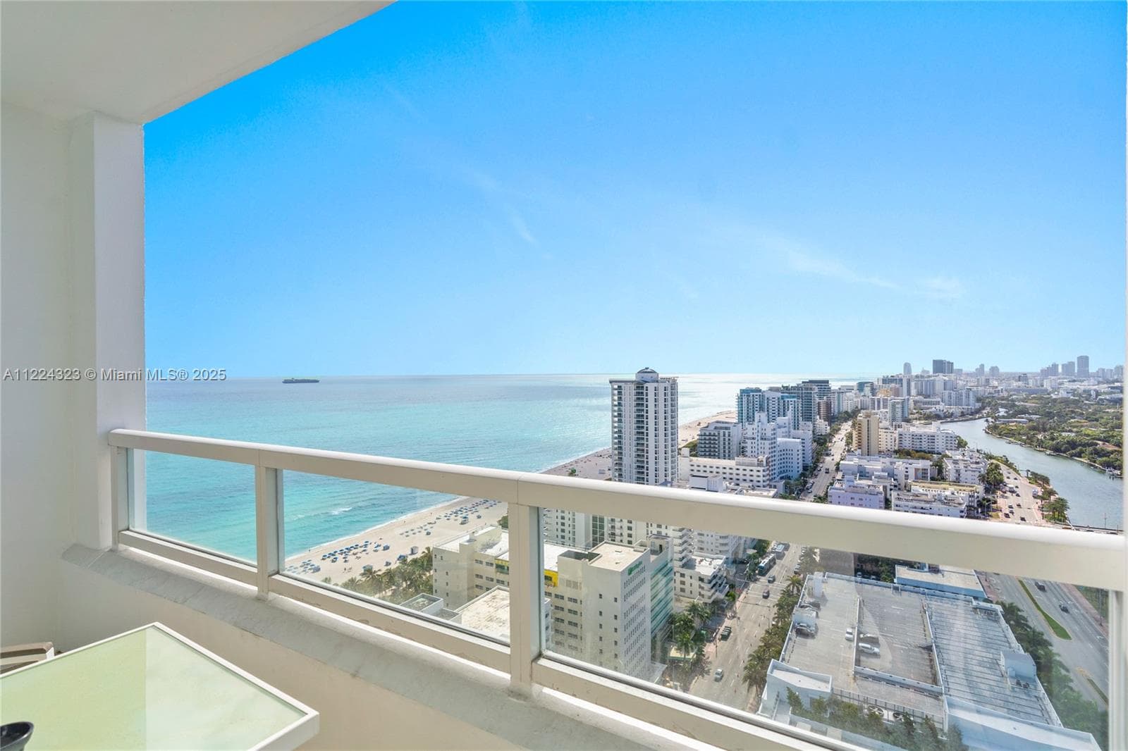 4401 COLLINS AV, Miami Beach FL 33140 — 9