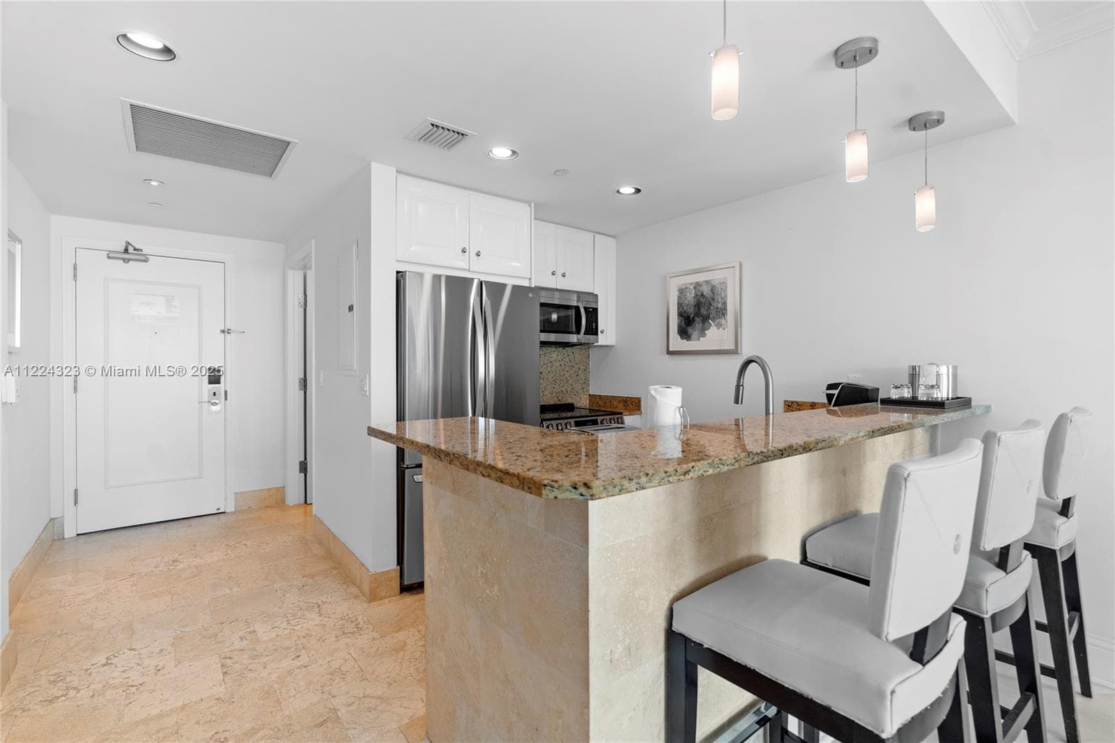 4401 COLLINS AV, Miami Beach FL 33140 — 18