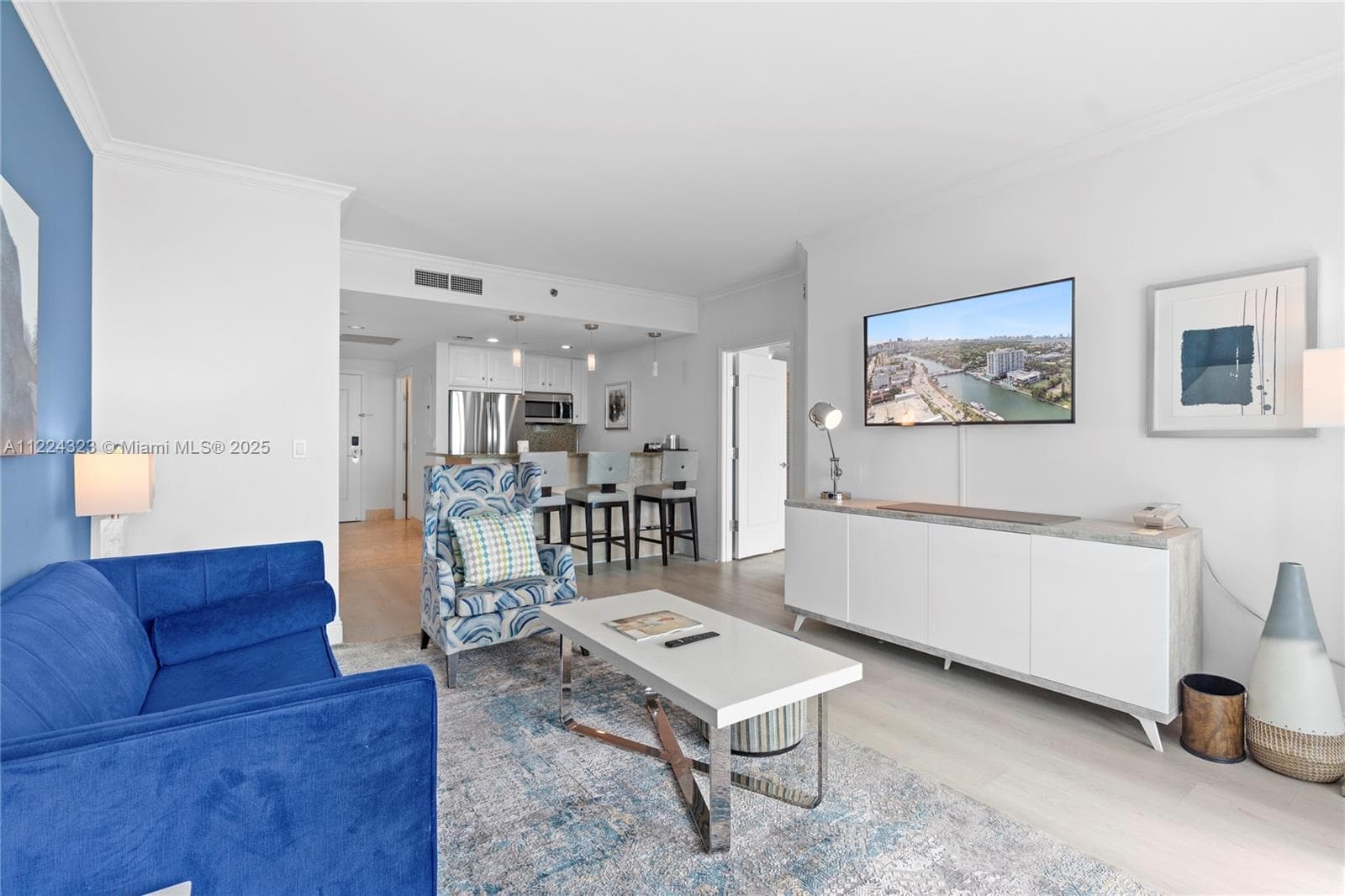 4401 COLLINS AV, Miami Beach FL 33140 — 15