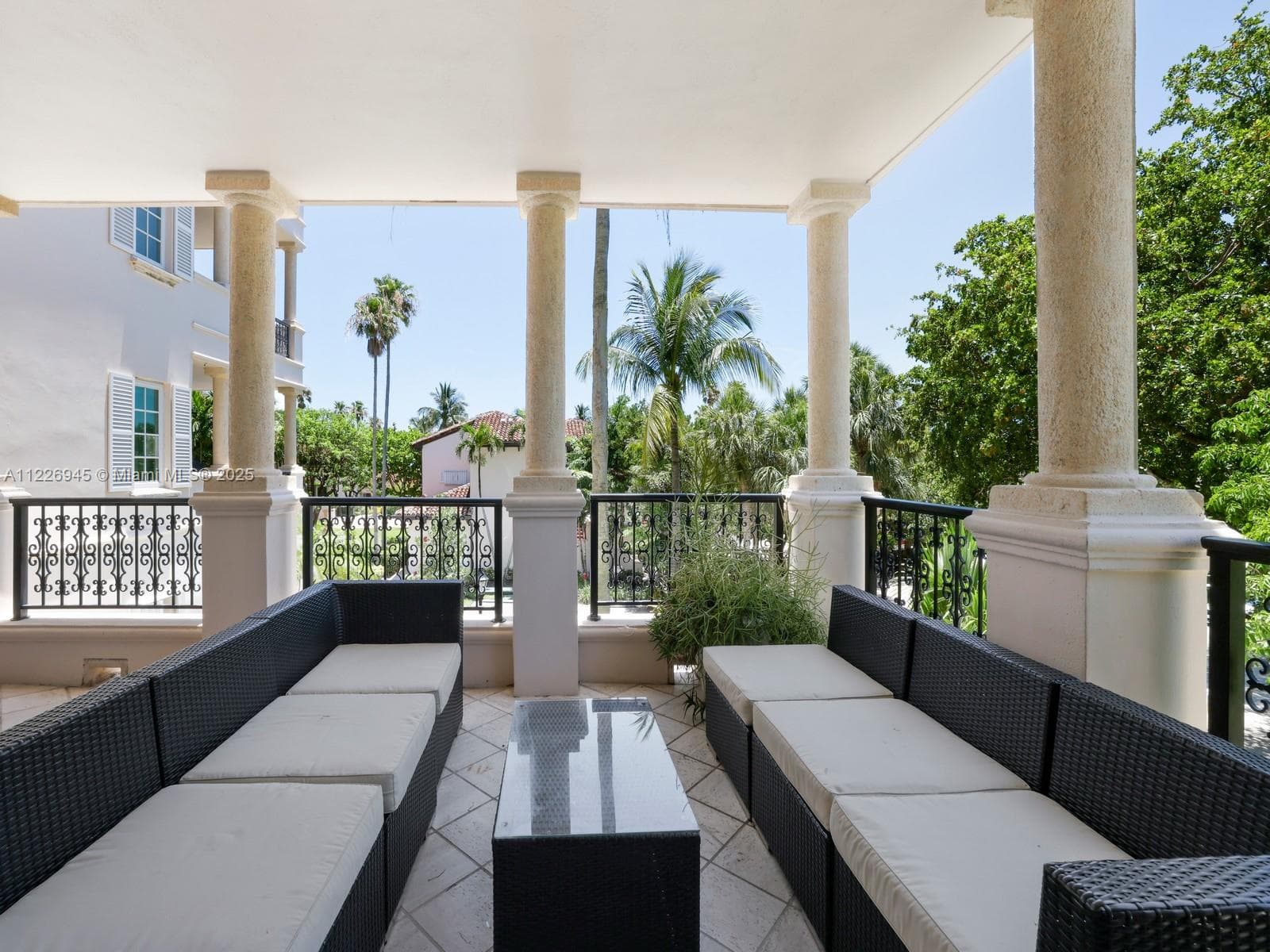 19126 Fisher Island Dr # 19126, Miami Beach FL 33109 — 17