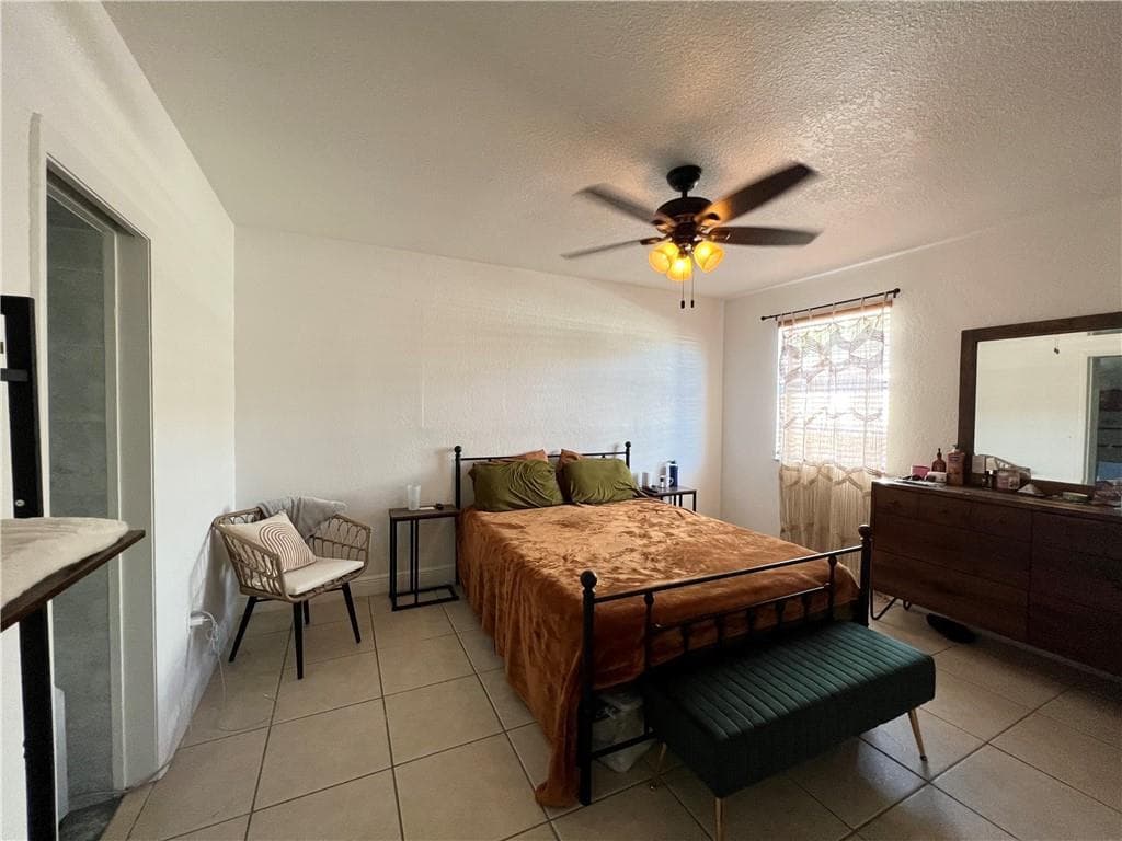 225 E 41st Street, Hialeah FL 33013 — 11