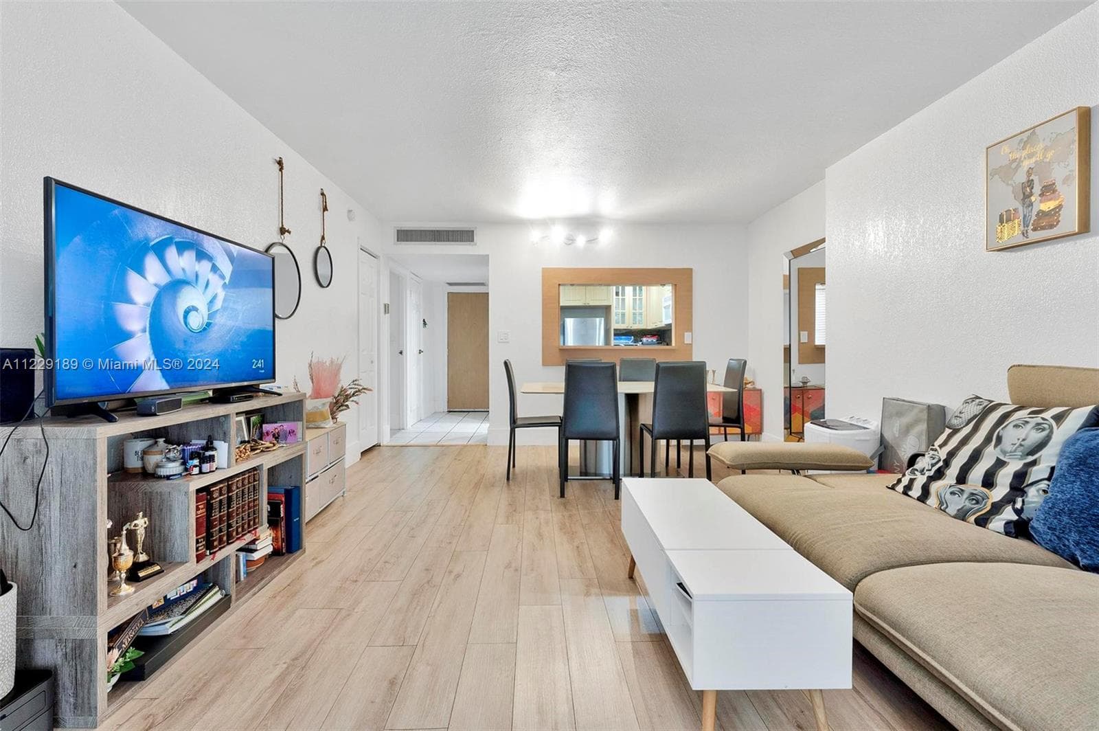 3401 N Country Club Dr # 406, Aventura FL 33180 — 1