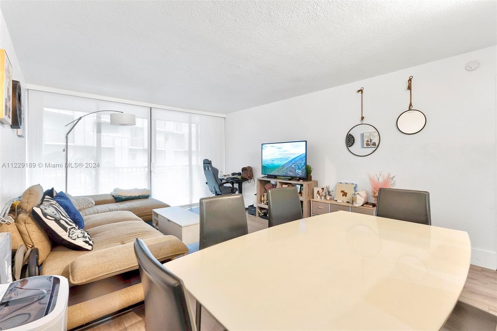 3401 N Country Club Dr # 406, Aventura FL 33180 — 24