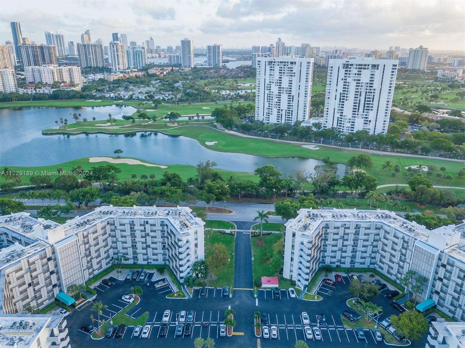 3401 N Country Club Dr # 406, Aventura FL 33180 — 29