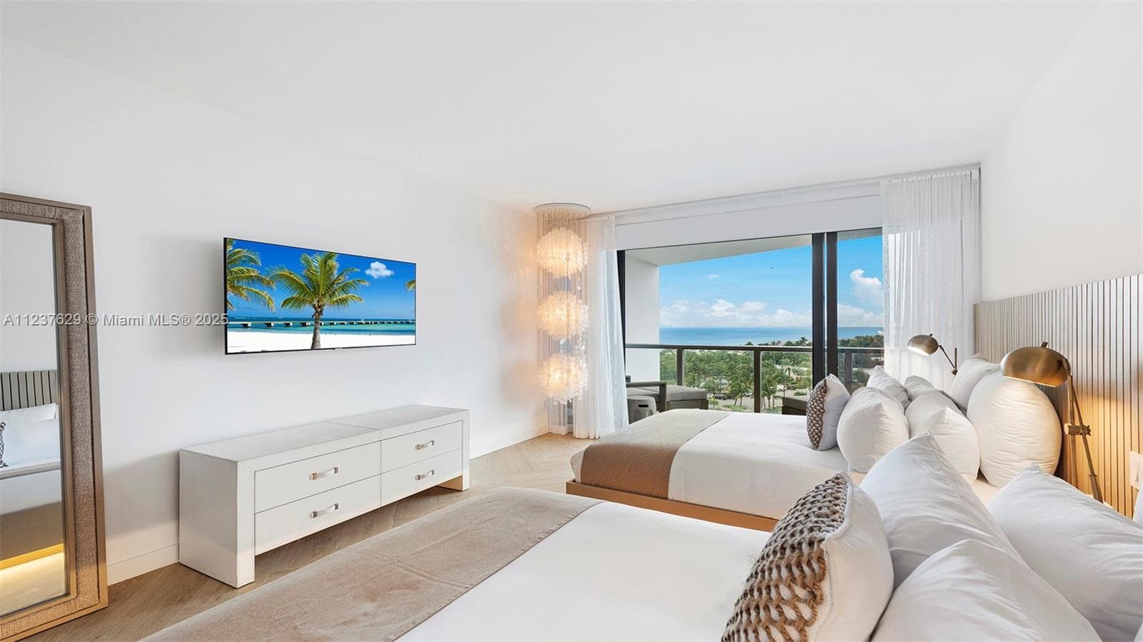 2201 Collins Ave # 804, Miami Beach FL 33139 — 21