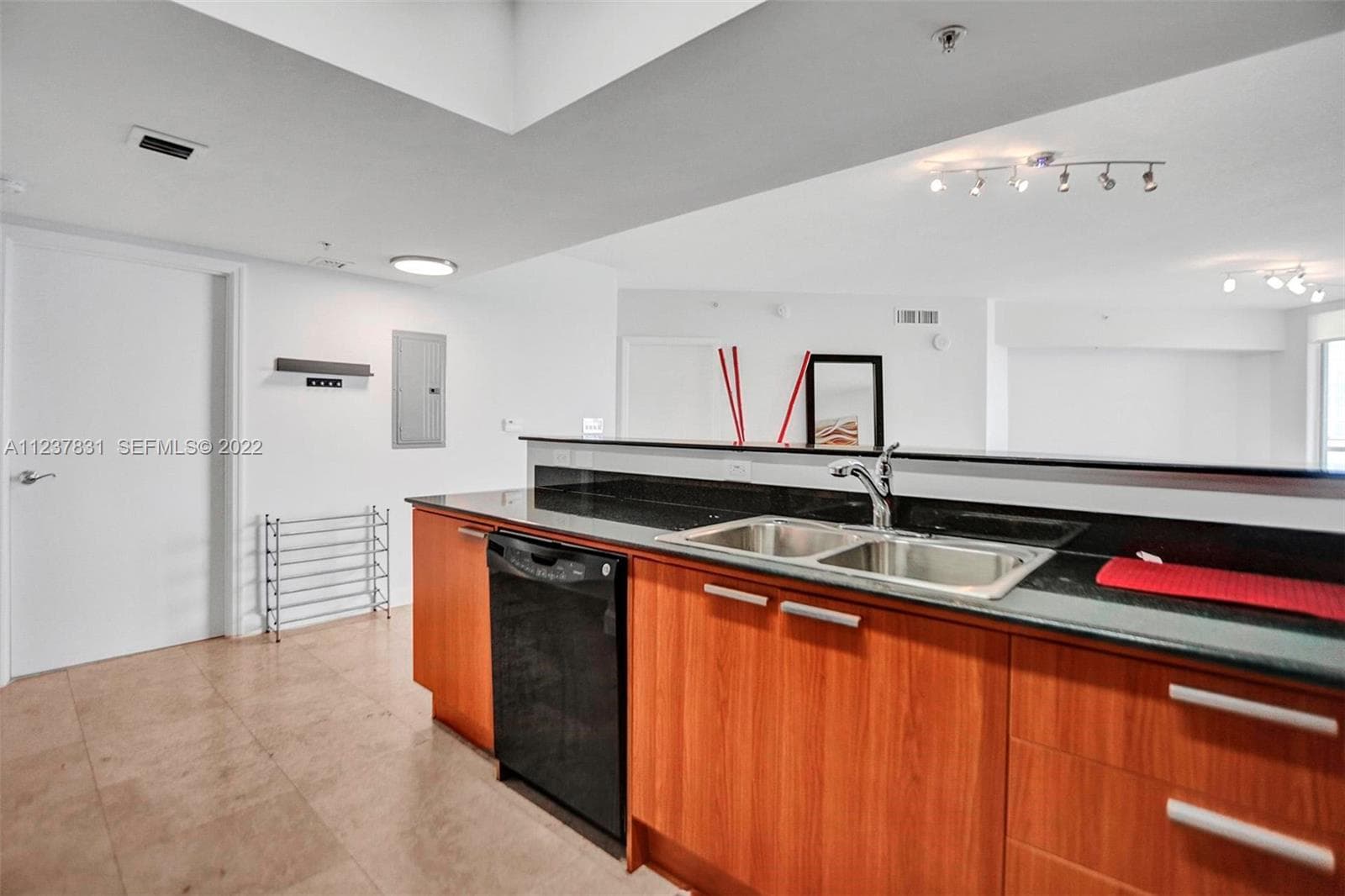16699 COLLINS AV # 3105, Sunny Isles Beach FL 33160 — 18