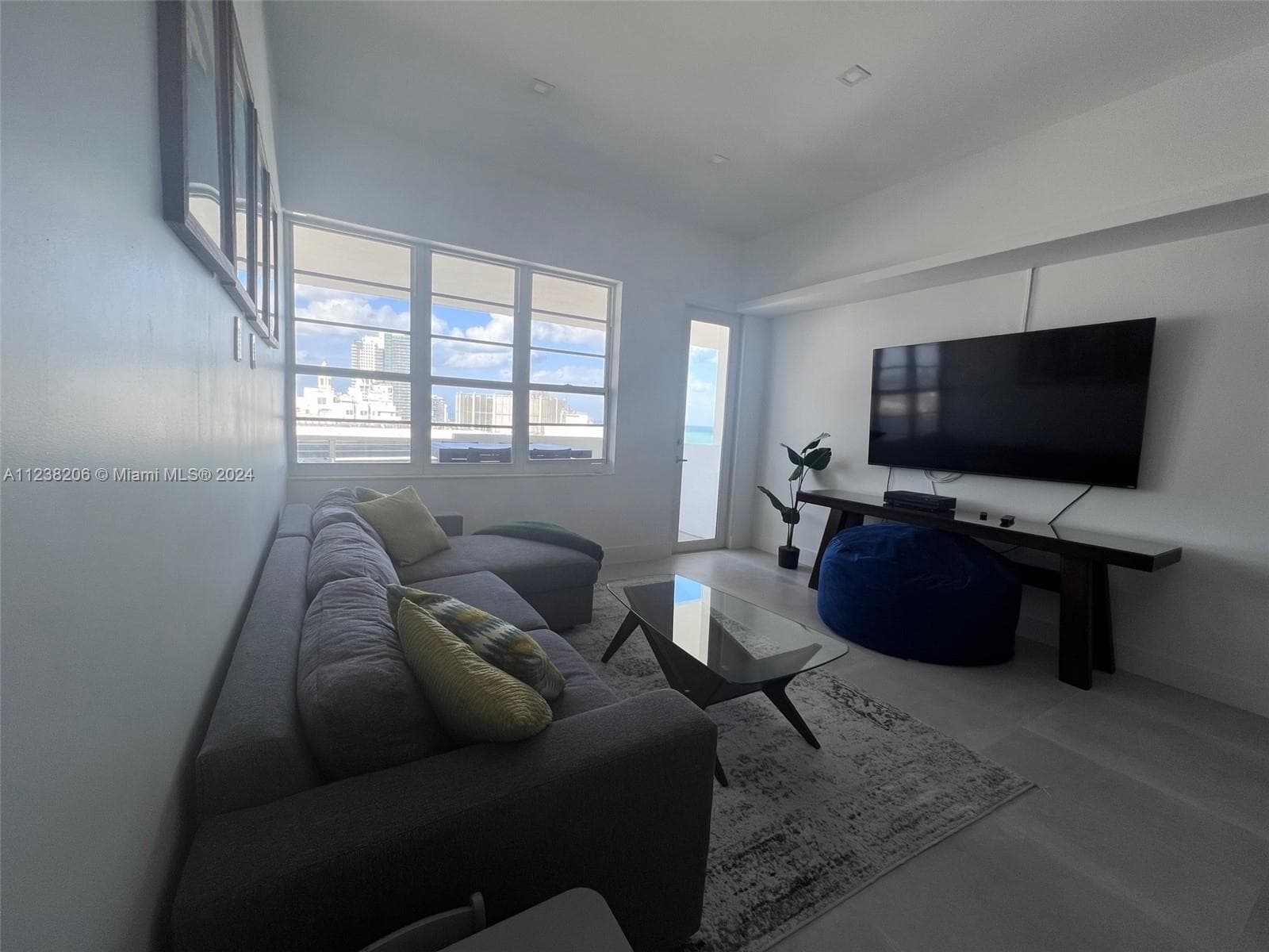 100 Lincoln Rd # 1608, Miami Beach FL 33139 — 6
