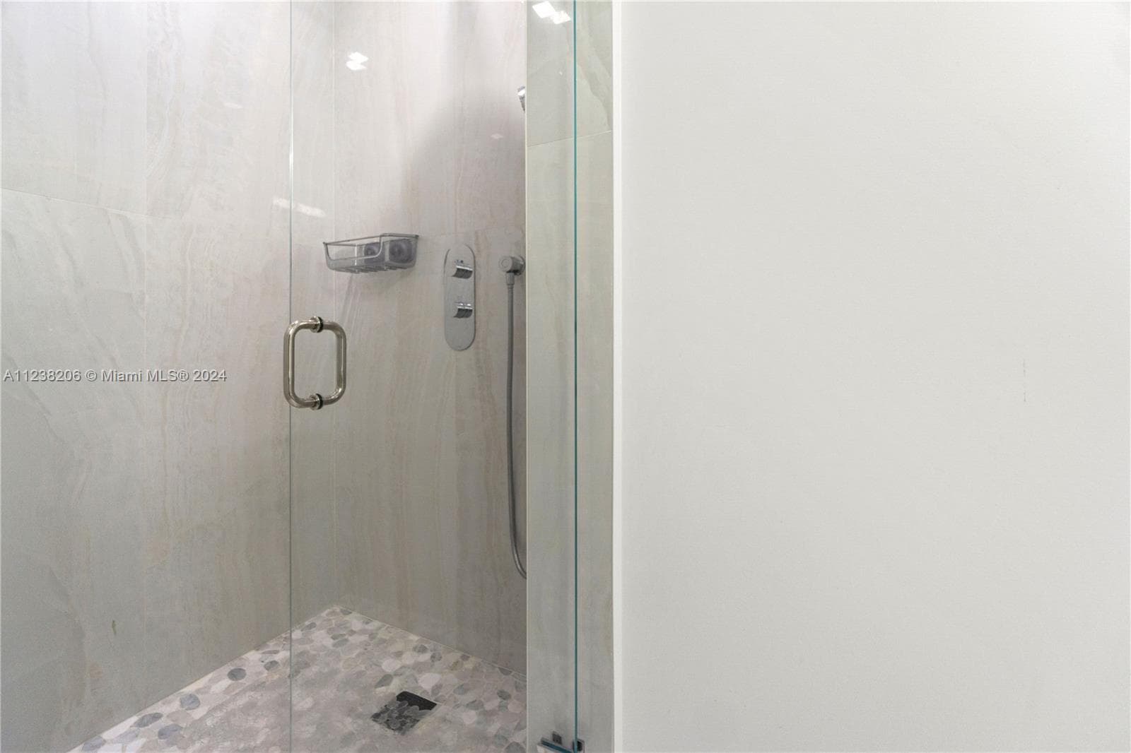 100 Lincoln Rd # 1608, Miami Beach FL 33139 — 14