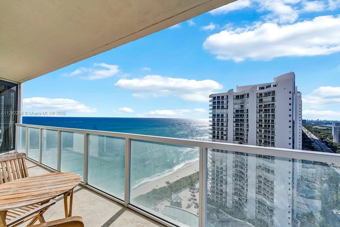 16699 Collins Ave # 2508, Sunny Isles Beach FL 33160 — 25