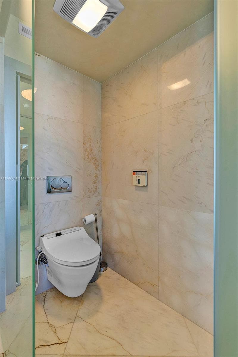 16699 Collins Ave # 2508, Sunny Isles Beach FL 33160 — 21