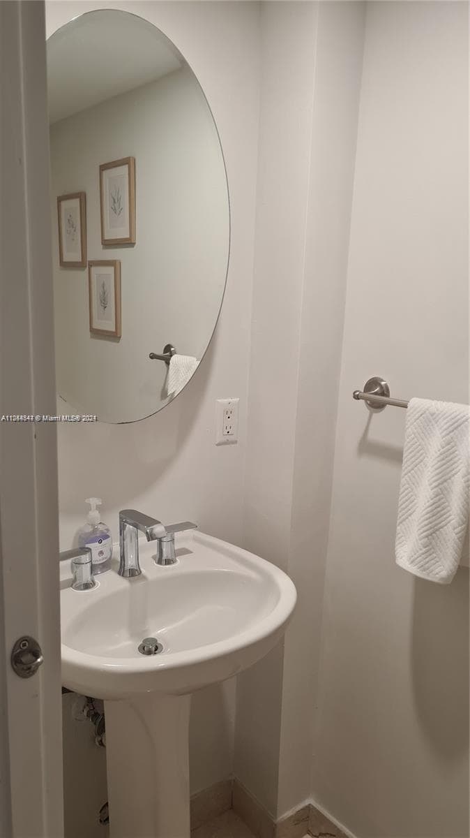 6917 Collins Ave # 809, Miami Beach FL 33141 — 27