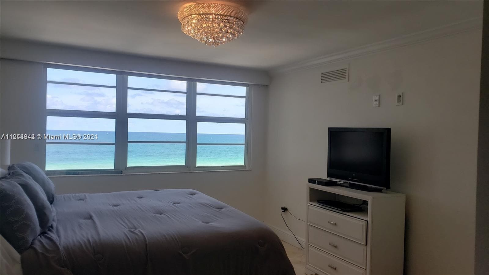 6917 Collins Ave # 809, Miami Beach FL 33141 — 6
