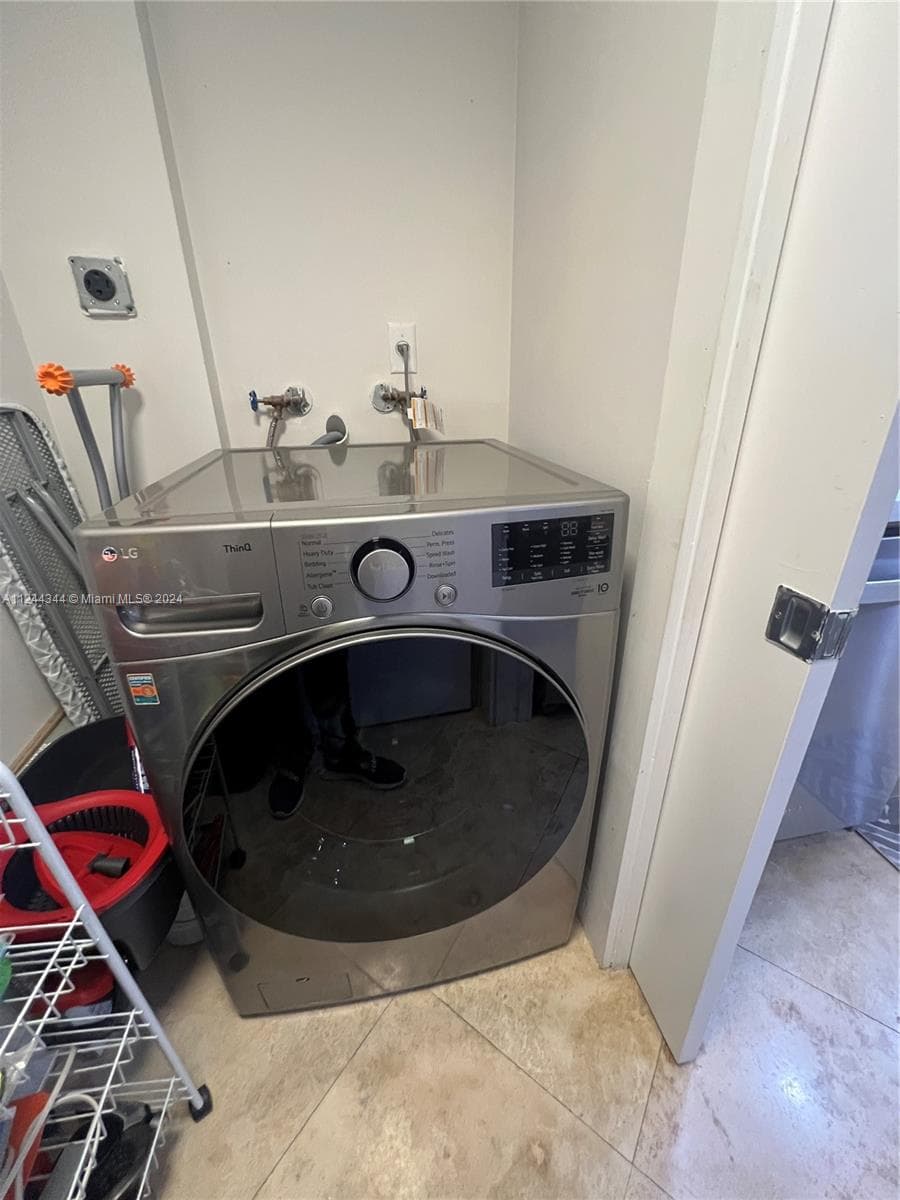 6917 Collins Ave # 809, Miami Beach FL 33141 — 28