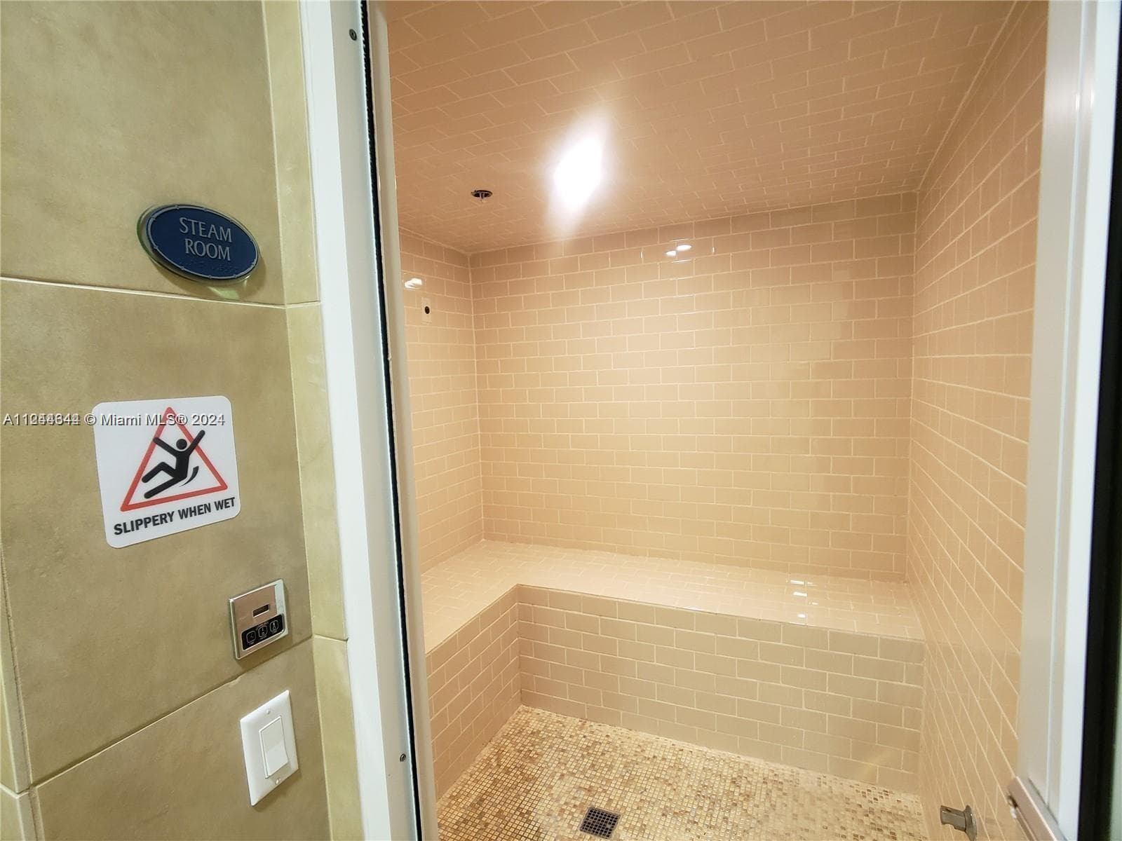 6917 Collins Ave # 809, Miami Beach FL 33141 — 38