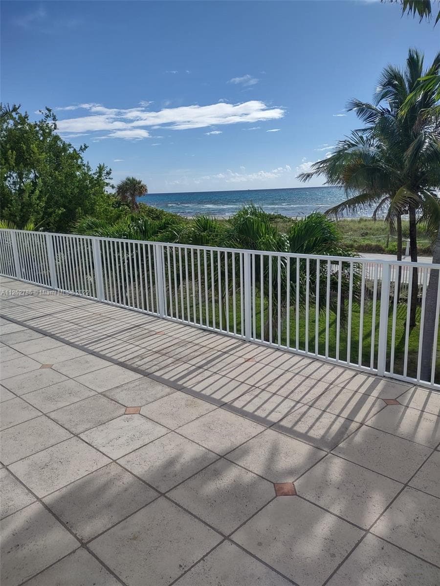 4747 Collins Ave # 107, Miami Beach FL 33140 — 3