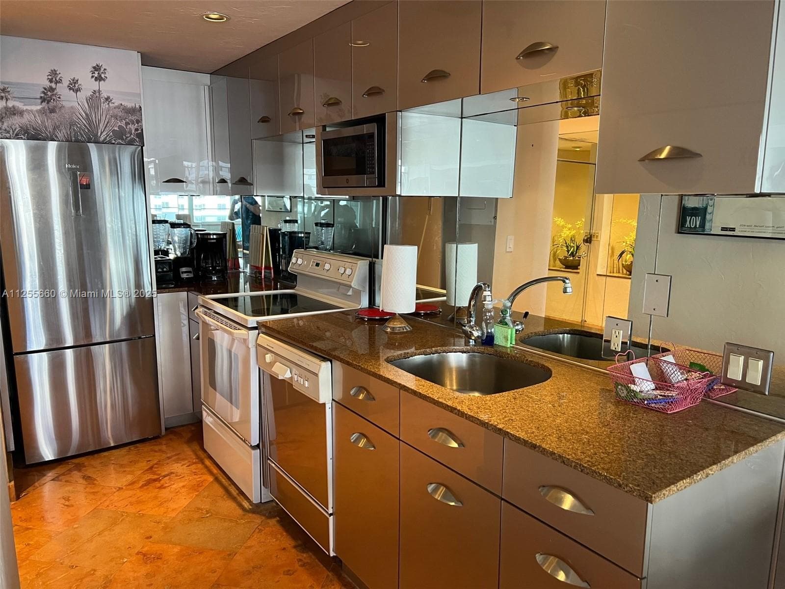 100 Lincoln Rd # 1228, Miami Beach FL 33139 — 16