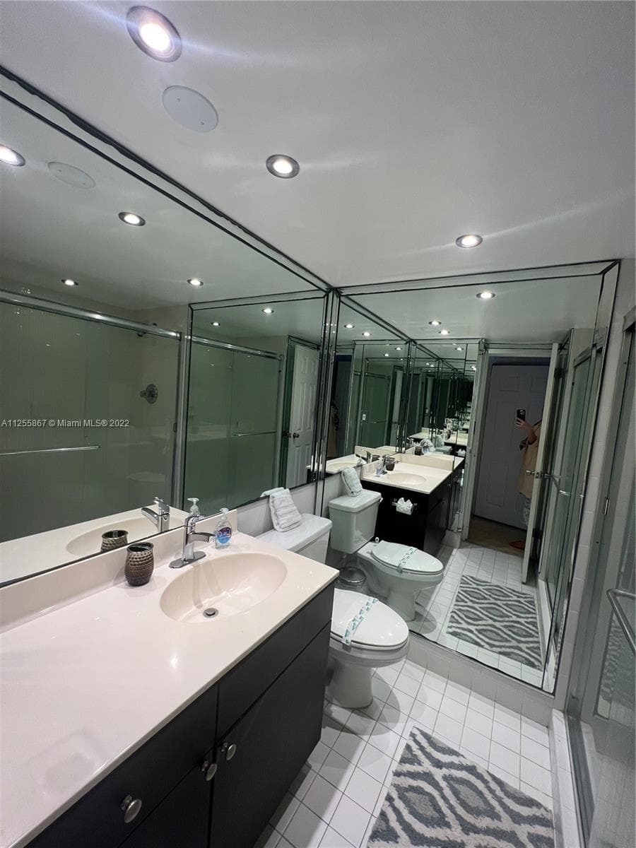 5161 Collins Ave # 1711, Miami Beach FL 33140 — 11