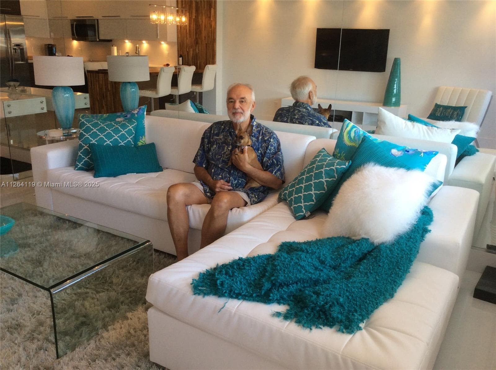 100 Lincoln Rd # 943, Miami Beach FL 33139 — 21