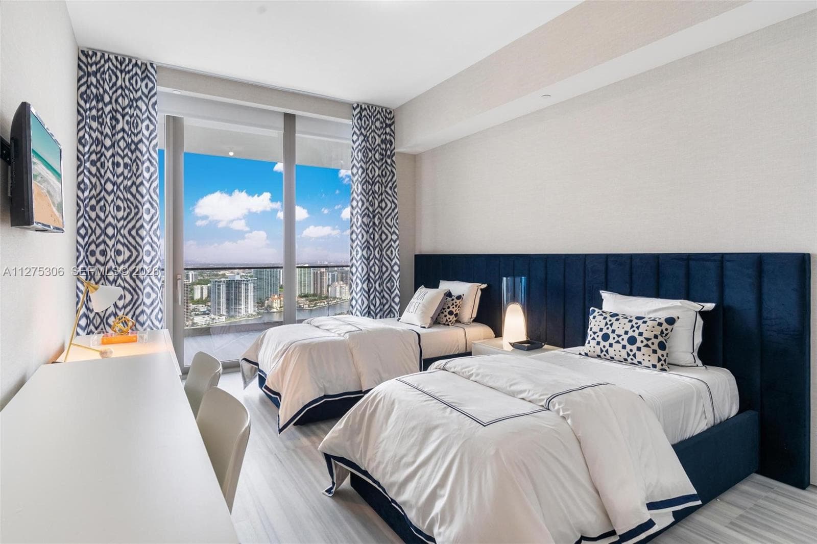 18975 E Collins Ave # 3802, Sunny Isles Beach FL 33160 — 40