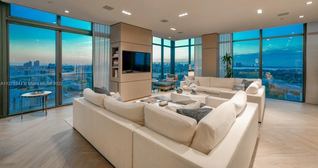 2201 Collins Ave Condo, Miami Beach, FL — 9