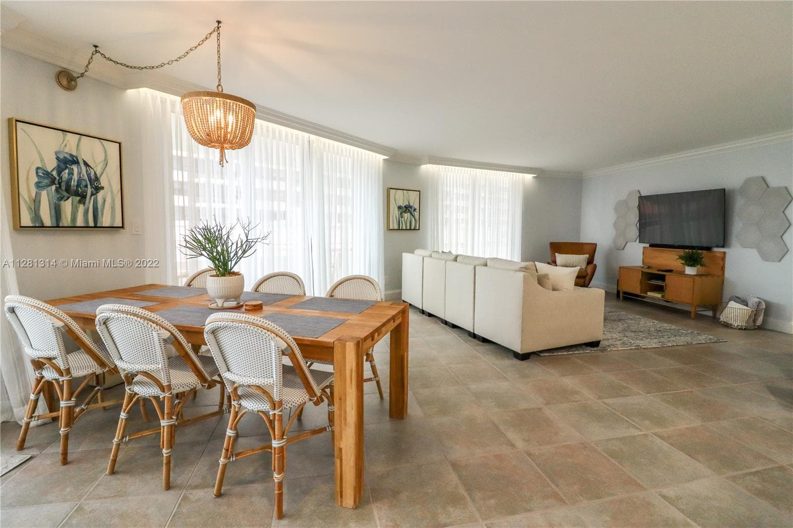 5161 Collins Ave # 404, Miami Beach FL 33140 — 6