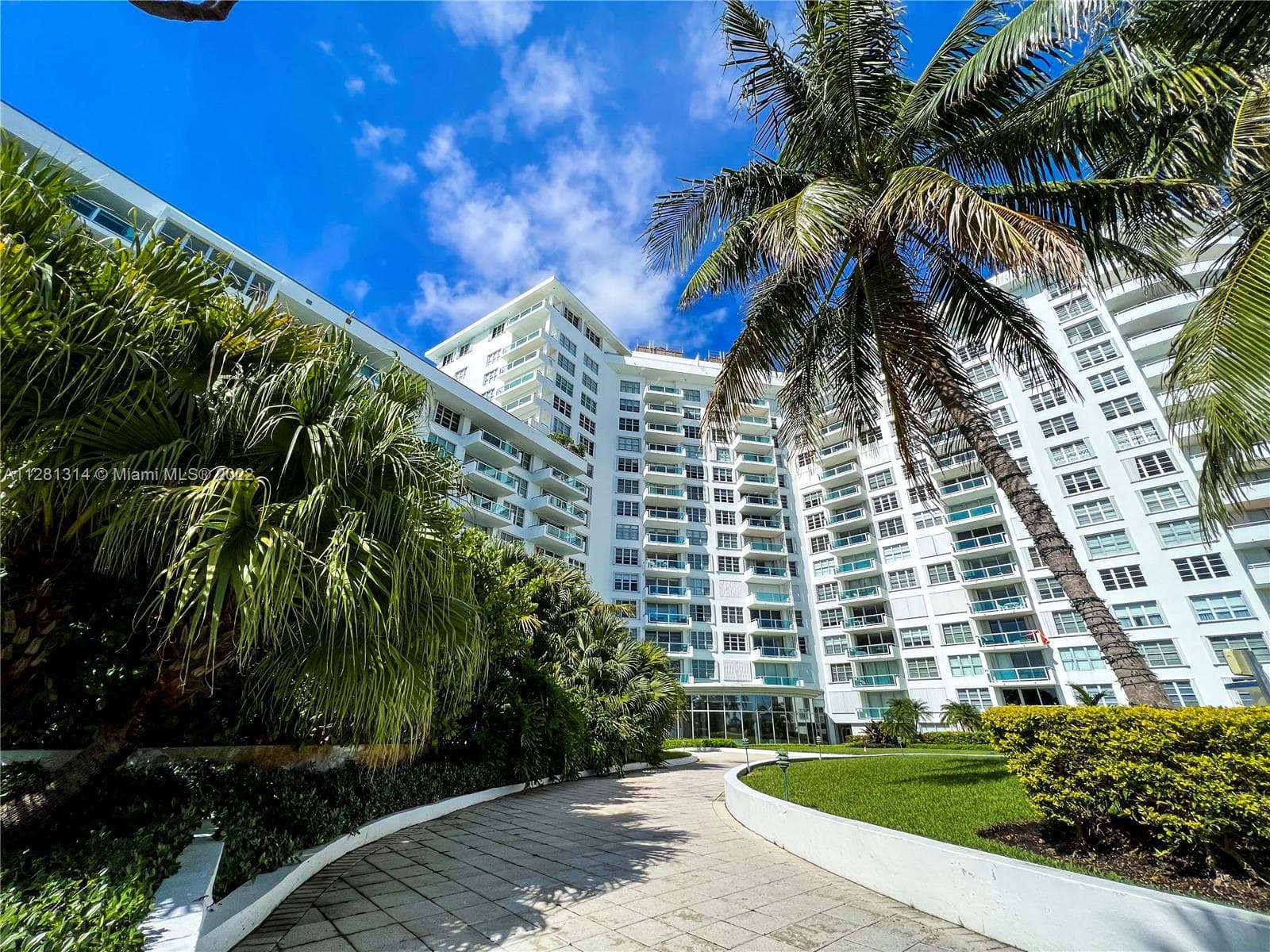5161 Collins Ave # 404, Miami Beach FL 33140 — 38