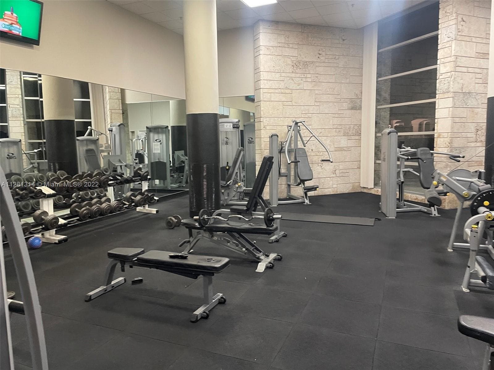 5161 Collins Ave # 404, Miami Beach FL 33140 — 45