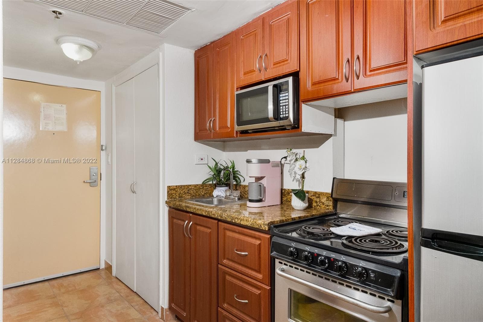 19201 Collins Ave # 641, Sunny Isles Beach FL 33160 — 11