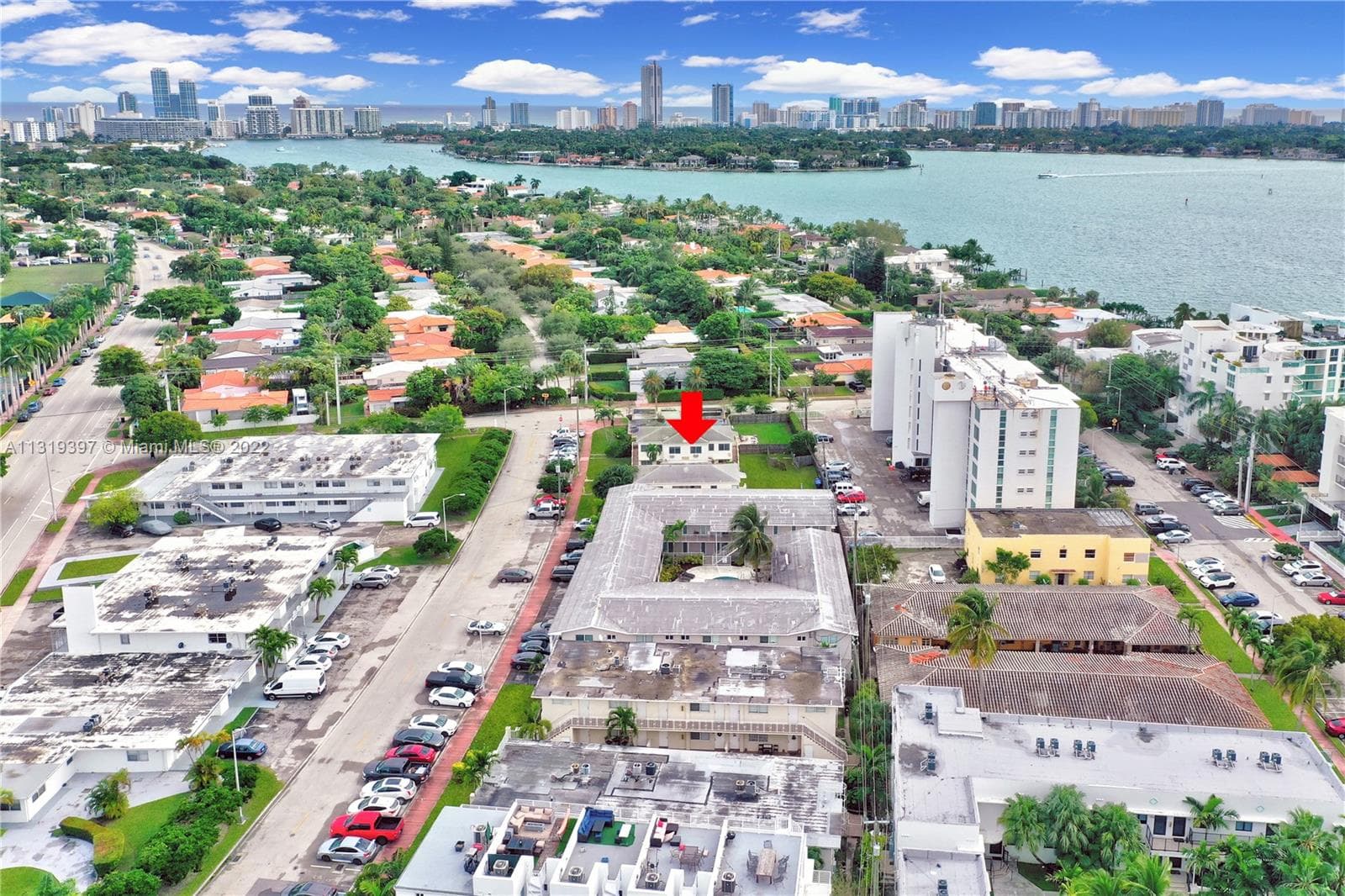 1910 and 1920 Biarritz Dr, Miami Beach FL 33141 — 23