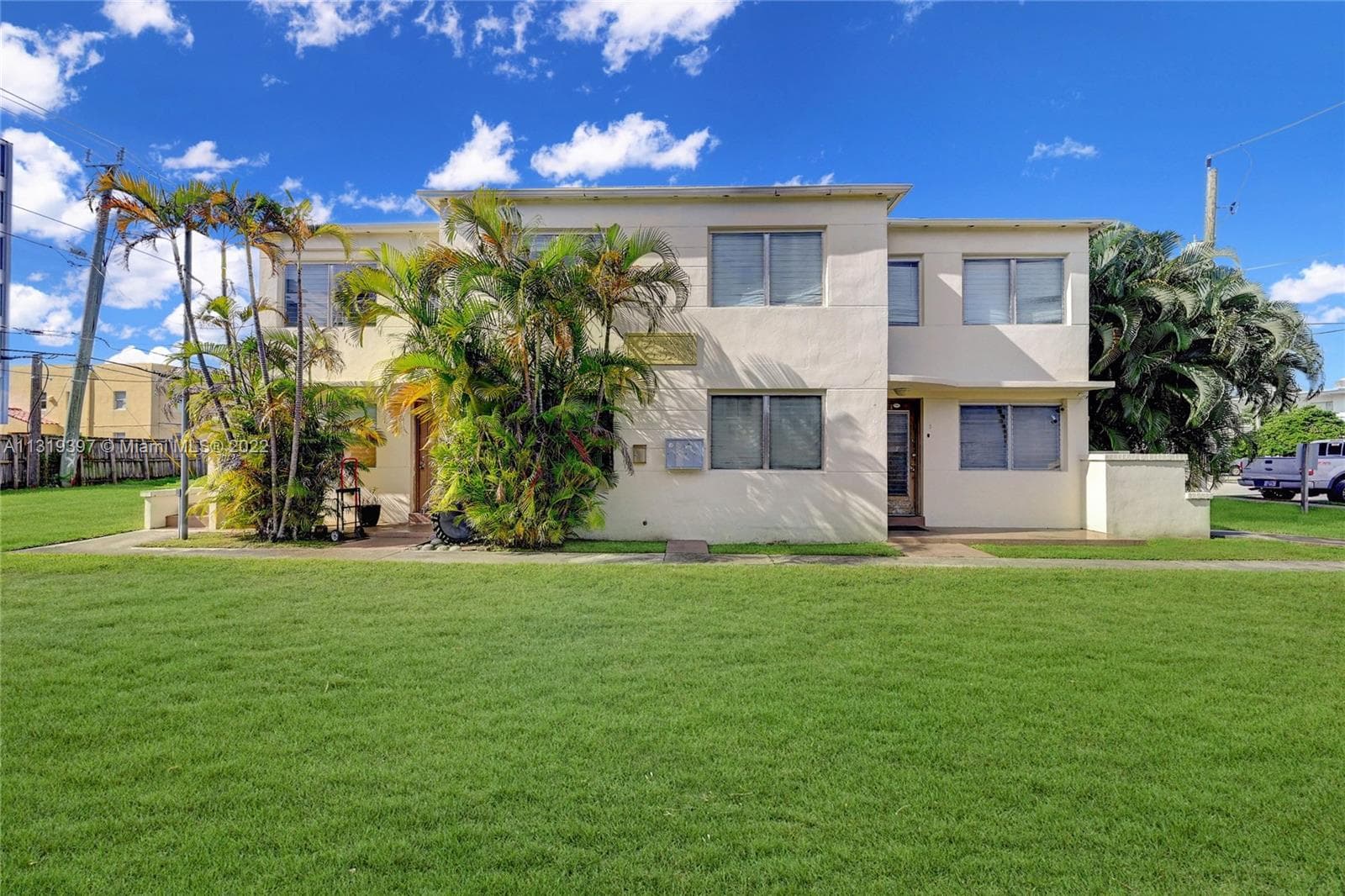 1910 and 1920 Biarritz Dr, Miami Beach FL 33141 — 17
