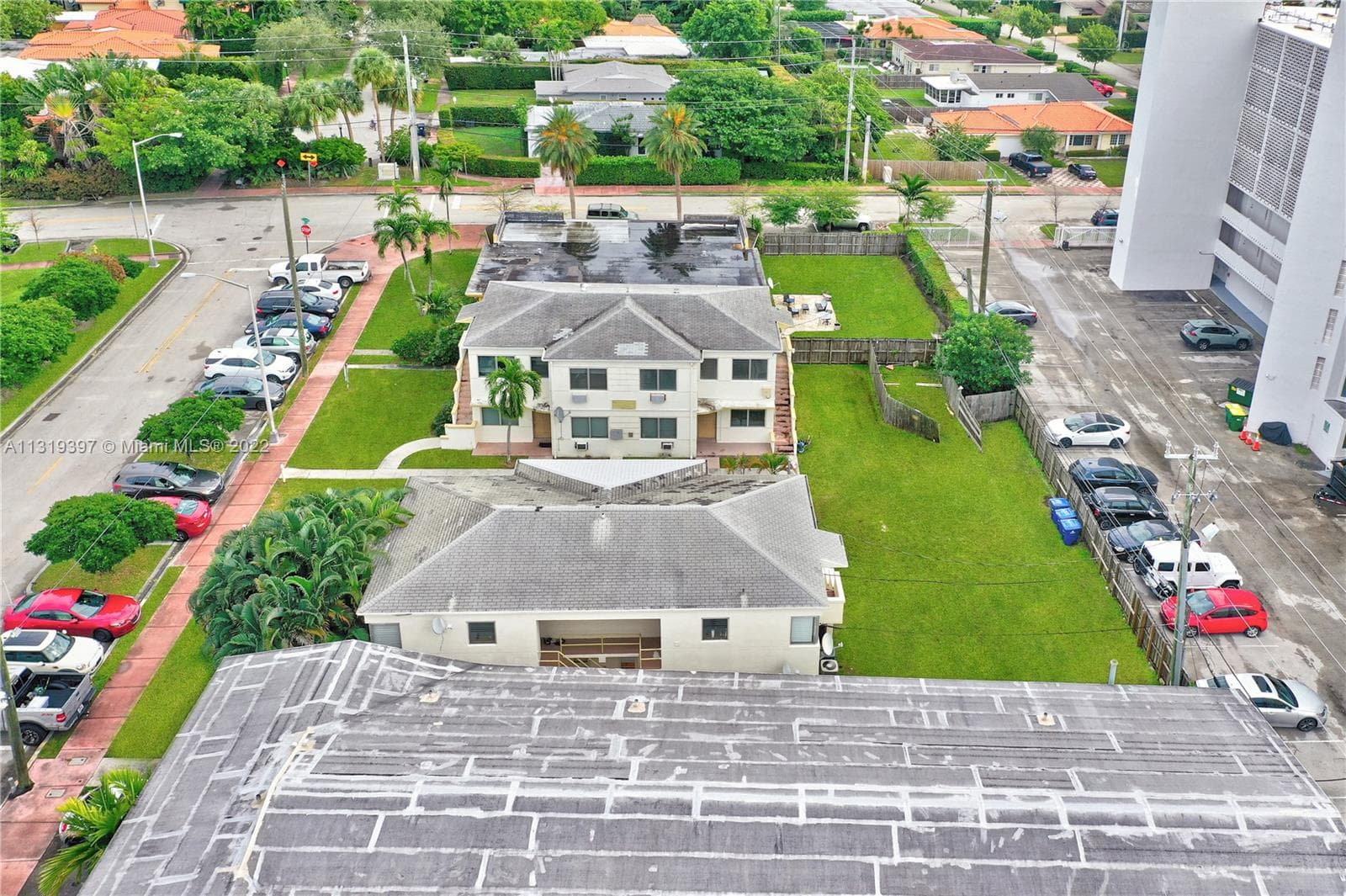1910 and 1920 Biarritz Dr, Miami Beach FL 33141 — 21