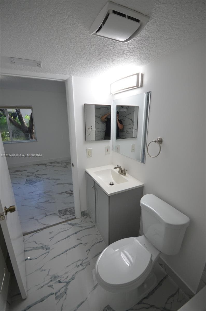 1241 SE 29th St # 102, Homestead FL 33035 — 21