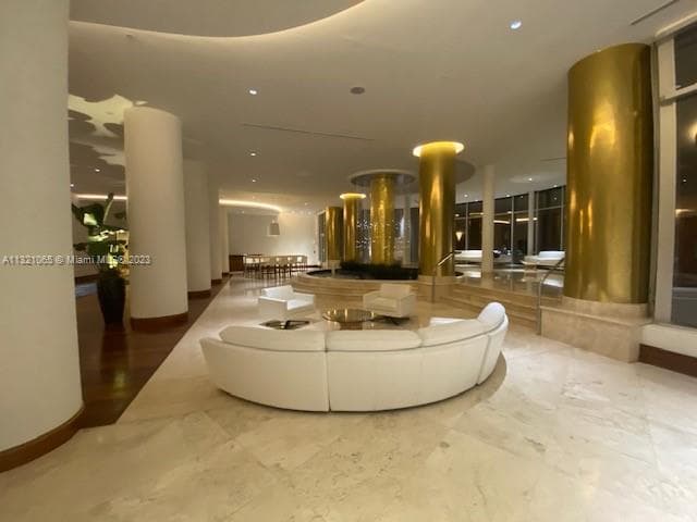 5151 Collins Ave # 1036, Miami Beach FL 33140 — 28
