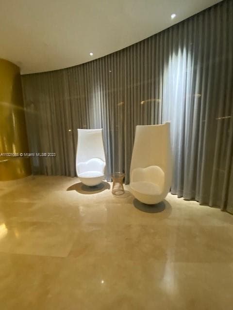 5151 Collins Ave # 1036, Miami Beach FL 33140 — 30