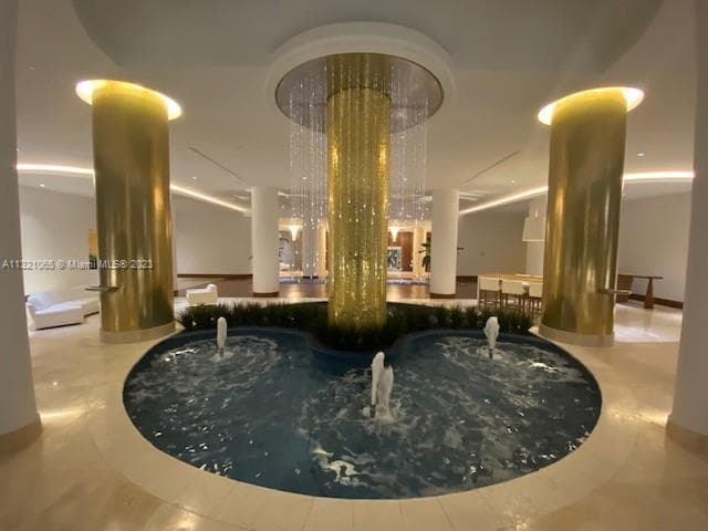5151 Collins Ave # 1036, Miami Beach FL 33140 — 29