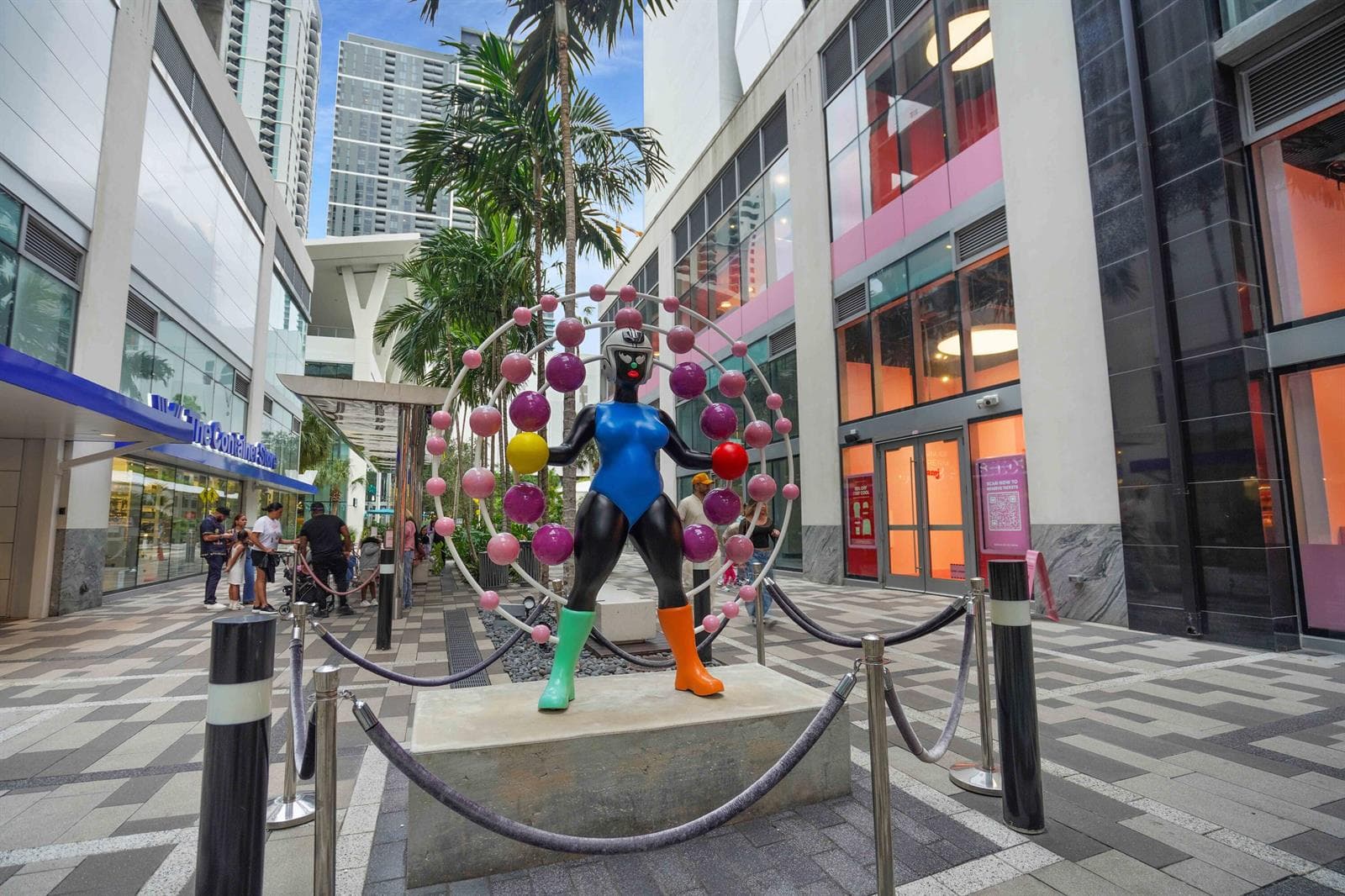 851 NE 1st Avenue # 812, Miami FL 33132 — 72
