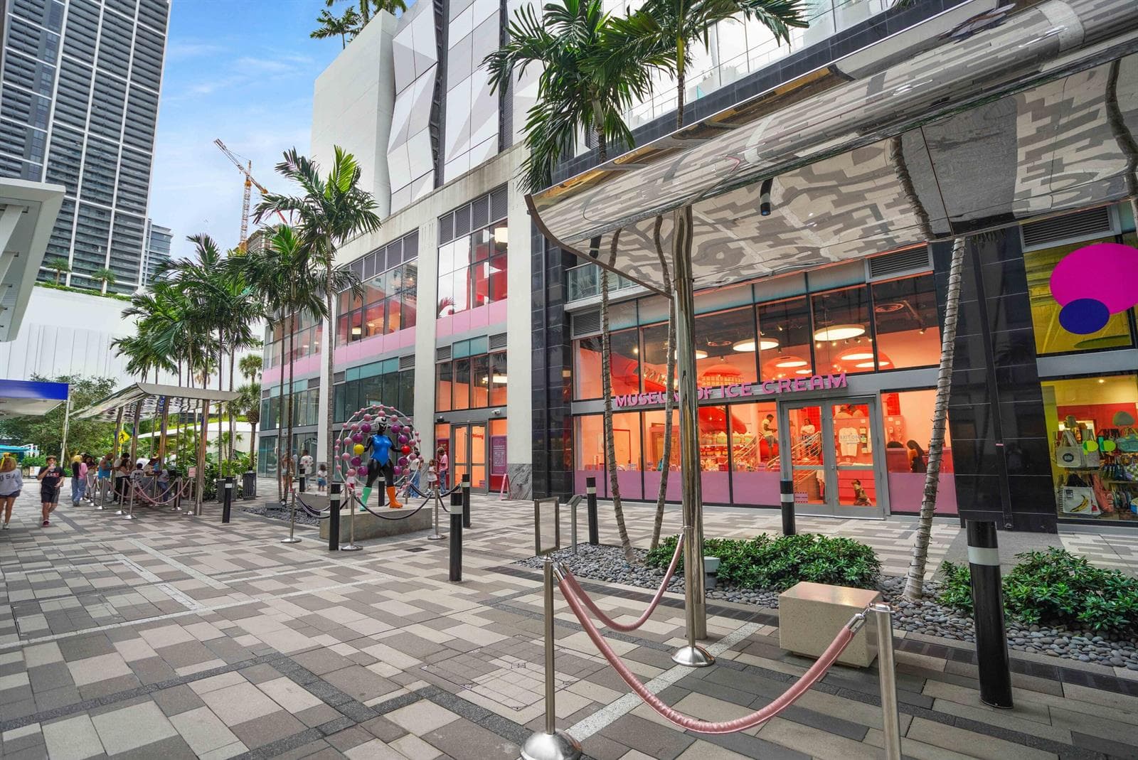 851 NE 1st Avenue # 812, Miami FL 33132 — 67