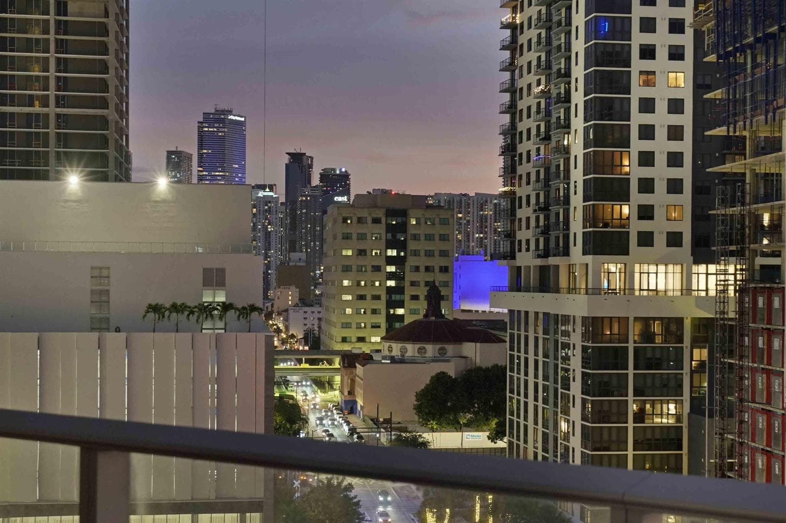851 NE 1st Avenue # 812, Miami FL 33132 — 84
