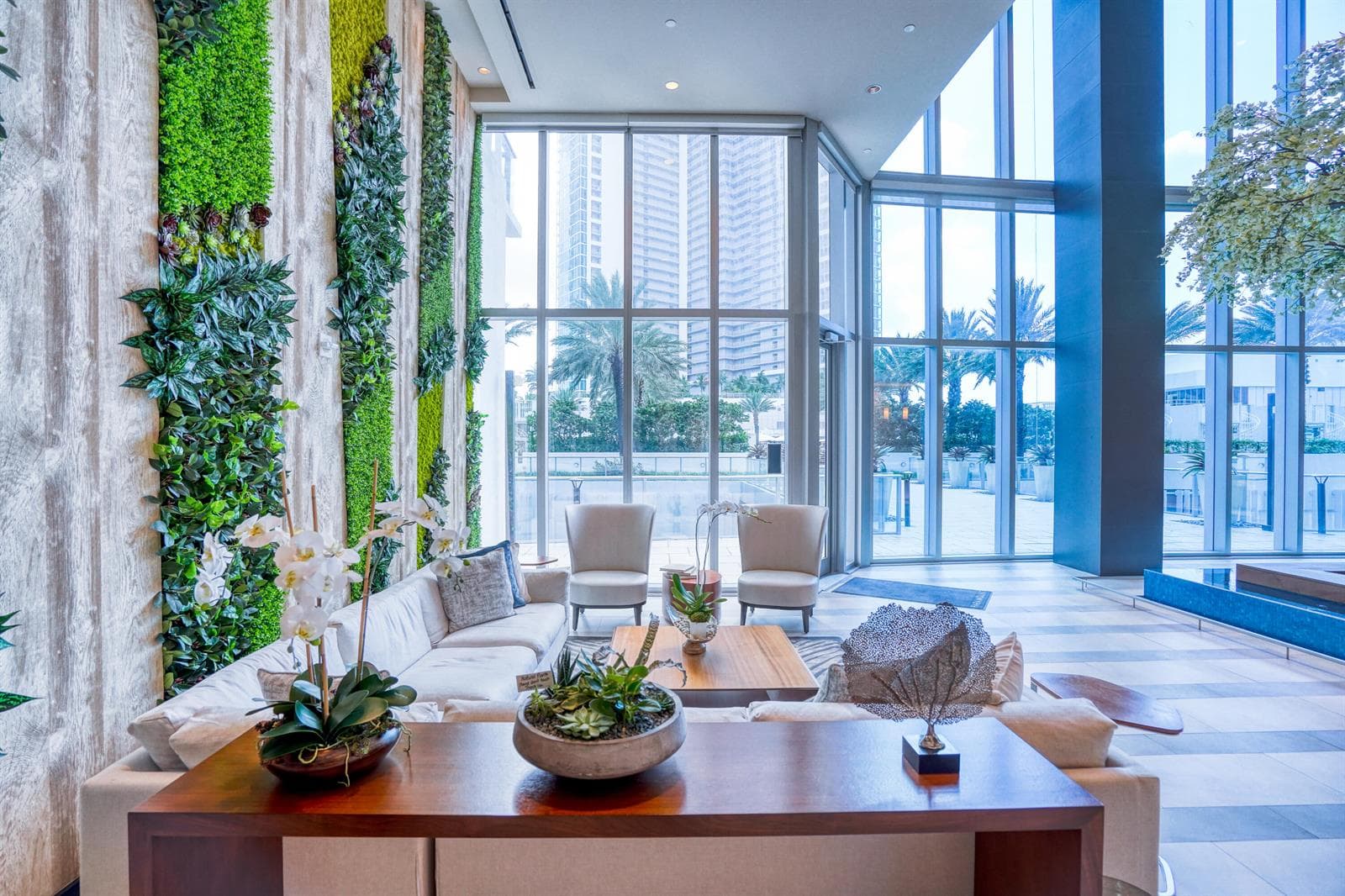 851 NE 1st Avenue # 812, Miami FL 33132 — 1