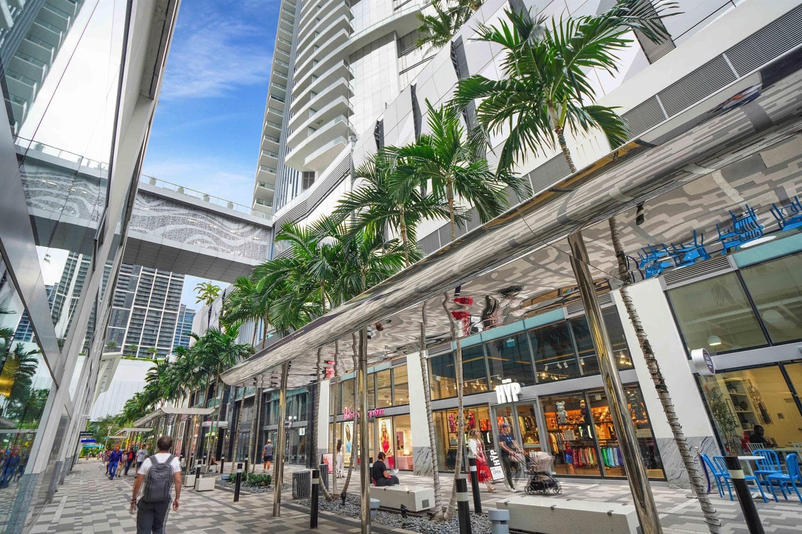 851 NE 1st Avenue # 812, Miami FL 33132 — 60