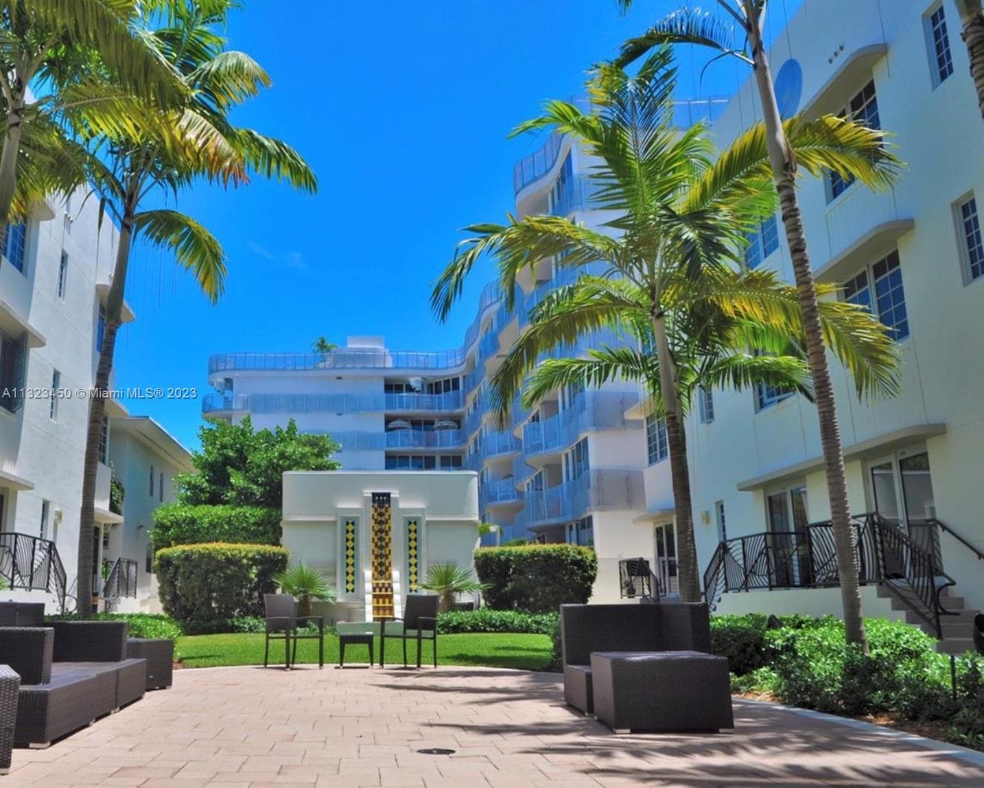 435 21st St # 223, Miami Beach FL 33139 — 1