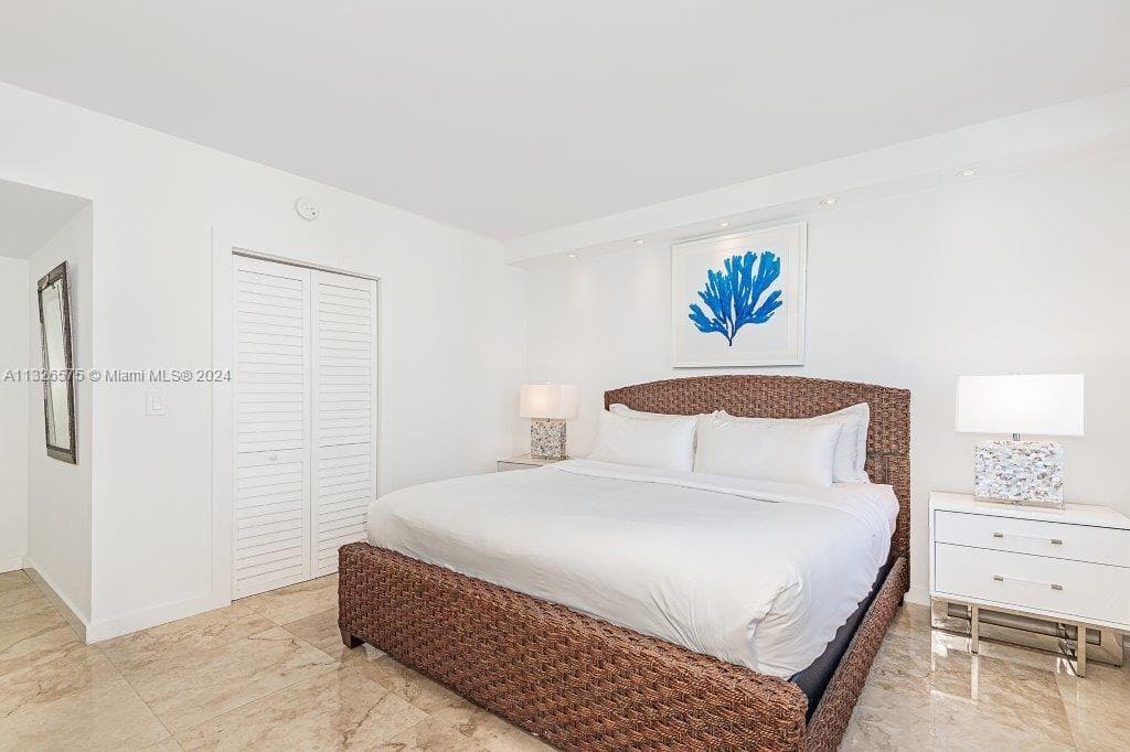2301 Collins Ave # 1117, Miami Beach FL 33139 — 12