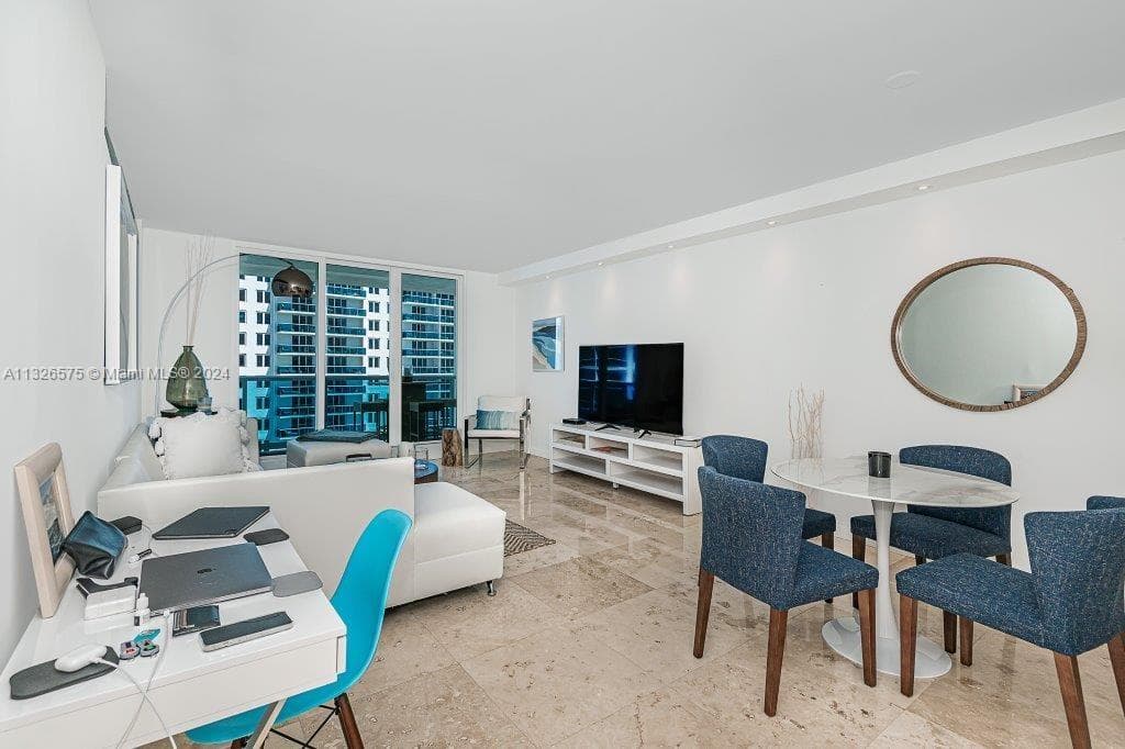 2301 Collins Ave # 1117, Miami Beach FL 33139 — 7