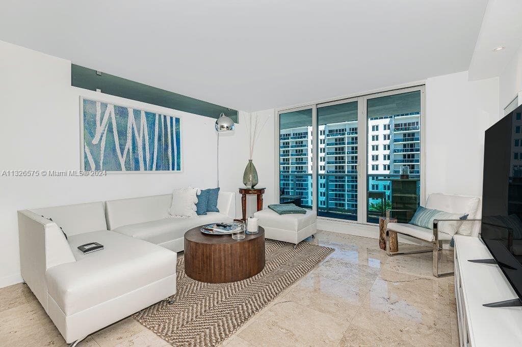 2301 Collins Ave # 1117, Miami Beach FL 33139 — 5