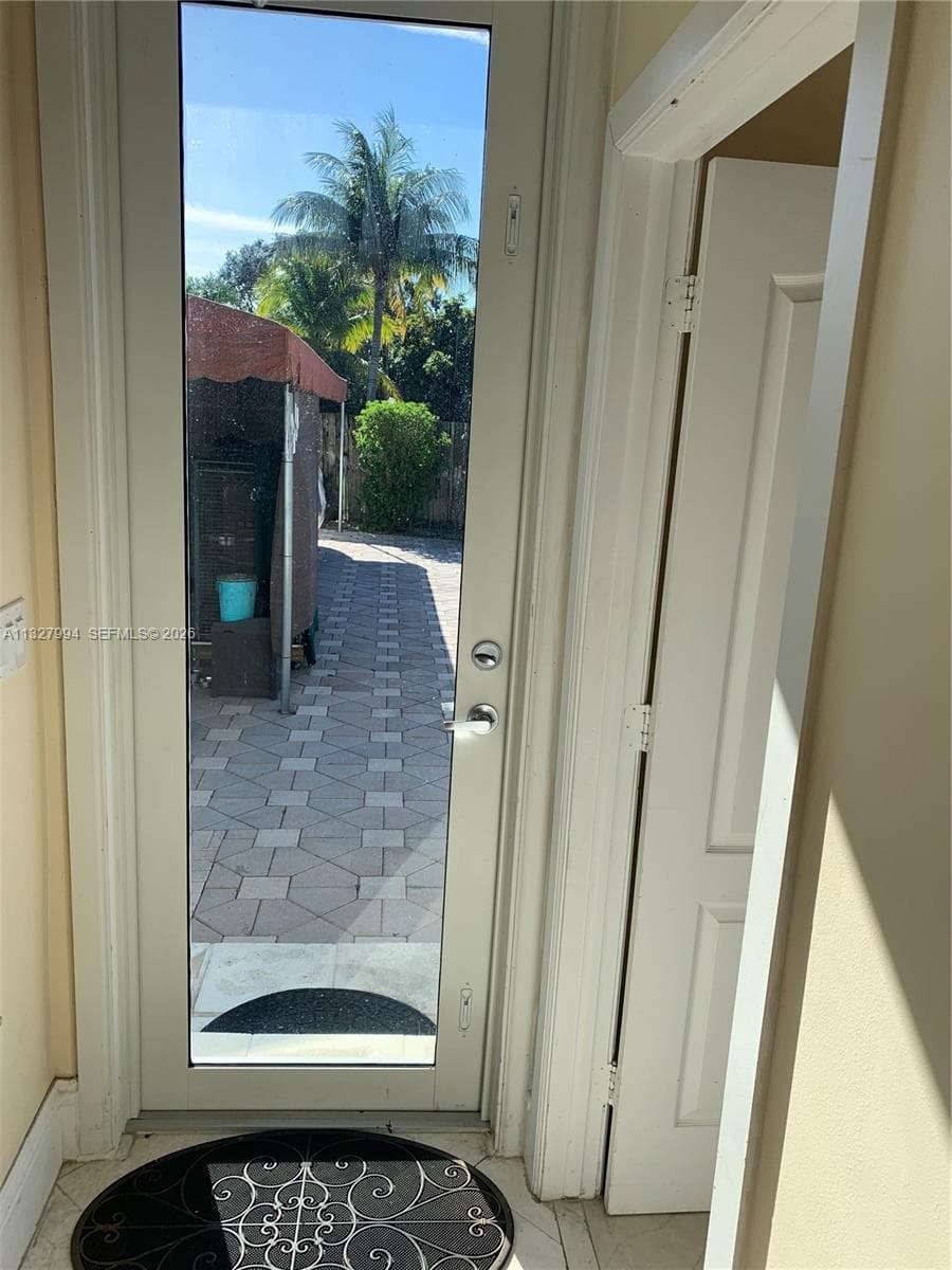 7625 SW 75th Ave, Miami FL 33143 — 43